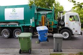 Outdoor Garbage Cans with Wheels